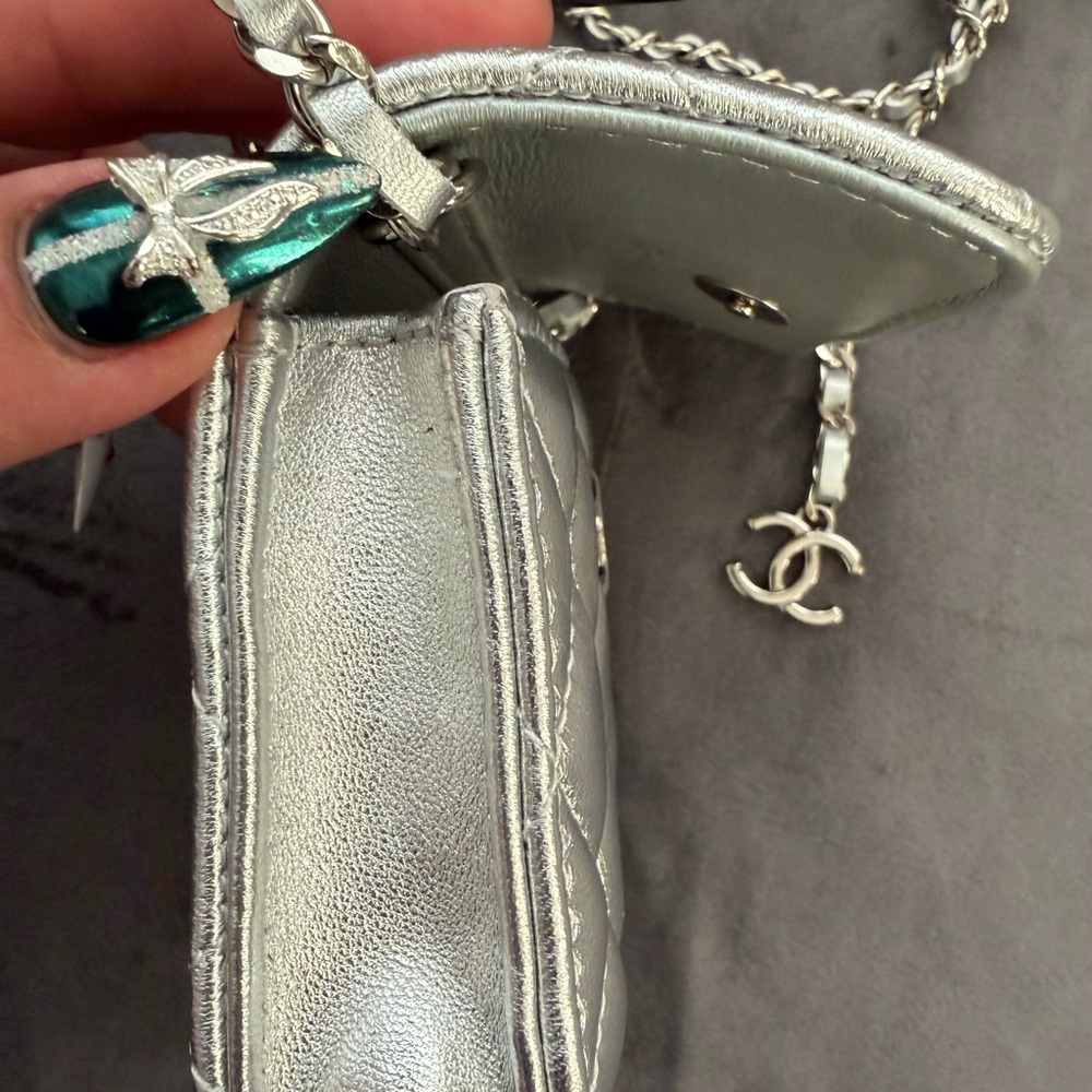 CHANEL Metallic Silver Star Crossbody Belt Bag - Picture 11 of 15